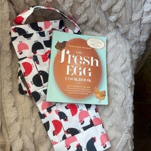 The Fresh Egg Cookbook: From Chicken to Kitchen, Recipes…Gift Set With Egg Apron